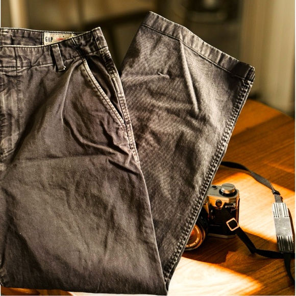 Gap Loose Khaki Faded Black Wide Leg SZ 8W - Picture 2 of 4